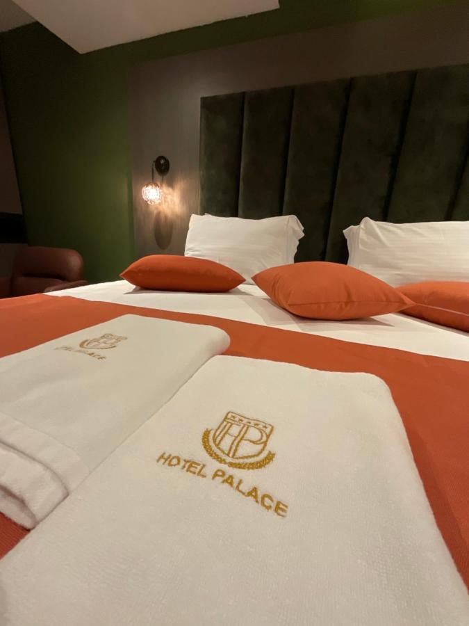 Palace Hotel & Spa Titova Mitrovica エクステリア 写真